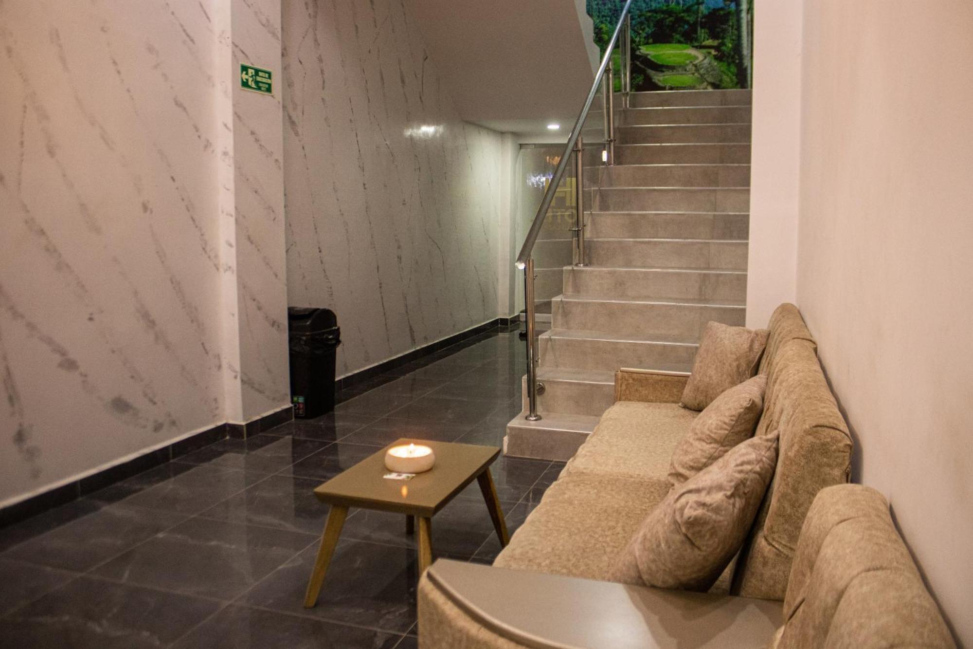 Mall Plaza Hotel